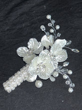 Load image into Gallery viewer, Ivory flower bouquet, rhinestone bridal flowers