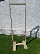 Load image into Gallery viewer, Cake hanger stand , 4 tier  crystal acrylic cake kit, wooden Hanger stand  100cm or 180cm, Suspended cake frame