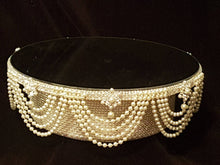 Load image into Gallery viewer, Pearl Drape Wedding Cake Stand, Crystal & Pearl Wedding Cake Display, Vintage Cake Riser bridal and Special Event Gatsby Vintage Cake holder