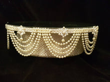 Load image into Gallery viewer, Pearl Drape Wedding Cake Stand, Crystal & Pearl Wedding Cake Display, Vintage Cake Riser bridal and Special Event Gatsby Vintage Cake holder