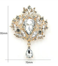 Load image into Gallery viewer, Feather wrist corsage,The Great Gatsby 1920's feather rhinestone brooch.