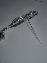 Load image into Gallery viewer, Rhinestone Cake Brooch: Crystal Cake Decoration