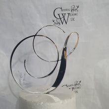 Load image into Gallery viewer, Mirror Letter cake topper 6” monogram linitial acrylic Cake Topper decor, Wedding cake topper letters decorations.