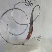 Load image into Gallery viewer, Mirror Letter cake topper 6” monogram linitial acrylic Cake Topper decor, Wedding cake topper letters decorations.