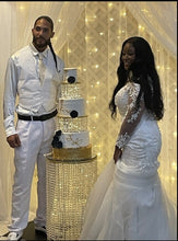 Load image into Gallery viewer, Crystal cake table by Crystal wedding uk