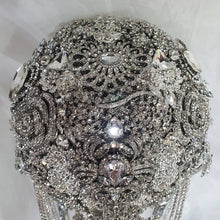 Load image into Gallery viewer, Luxury Brooch bouquet.7" Jewel crystal wedding bouquet, Bridal Brooch Bouquet,cascade Jewel bouquet by Crystal wedding uk
