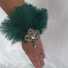 Load image into Gallery viewer, Feather wrist corsage,The Great Gatsby 1920's feather rhinestone brooch.