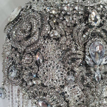 Load image into Gallery viewer, Luxury Brooch bouquet.7" Jewel crystal wedding bouquet, Bridal Brooch Bouquet,cascade Jewel bouquet by Crystal wedding uk