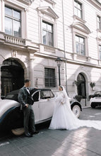 Load image into Gallery viewer, Wedding feather fan, brides ostrich fan, wedding hand fan, Great Gatsby any colour as custom made to order by Crystal wedding uk