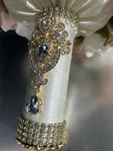 Load image into Gallery viewer, Ivory flower bouquet, rhinestone bridal flowers