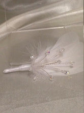 Load image into Gallery viewer, Crystal and Feather brides bouquet,