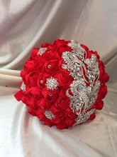 Load image into Gallery viewer, Crystal brooch wedding bouquet- by Crystal wedding uk