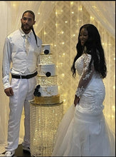 Load image into Gallery viewer, Crystal cake table and 2 led cake dividers 6" 10" & 16". Set of 3 pcs by Crystal wedding uk