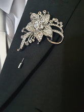 Load image into Gallery viewer, Gold Brooch bouquet, jewel bouquet, Full jeweled bouquets. by Crystal wedding uk