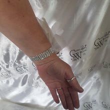 Load image into Gallery viewer, Feather wrist corsage,The Great Gatsby 1920's feather rhinestone brooch.