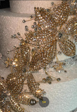Load image into Gallery viewer, Gold Flower Cake Jewelery Rhinestone Wedding Cake Decoration