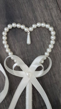 Load image into Gallery viewer, Pearl heart flower girl wand by Crystal wedding uk