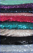 Load image into Gallery viewer, Sequin wedding cake stand round or square by Crystal wedding uk