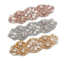 Load image into Gallery viewer, Brides lvory Feather 14in Fan, personalised brooch bouquet, Alternative Bouquet artificial by Crystal wedding uk