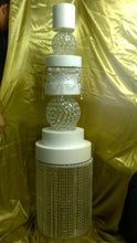 Load image into Gallery viewer, Crystal BALL SPHERE cake separator divider by Crystal wedding uk