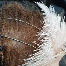 Load image into Gallery viewer, Featherheadpiece fsacinator head band , feather hair piece