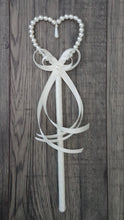 Load image into Gallery viewer, Pearl heart flower girl wand by Crystal wedding uk