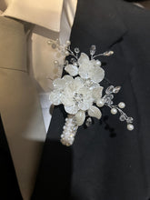 Load image into Gallery viewer, Ivory flower boutionerre lapel pin for groom and groomsmen, bouquet by crystal wedding uk