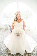 Load image into Gallery viewer, Ostrich Feather Wedding Fan: Rhinestone Crystal Bridal Hand Fan