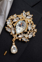 Load image into Gallery viewer, Gold brooch bouquet. Luxury Crystal pearl & Brooch Bridal Bouquet