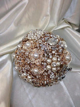 Load image into Gallery viewer, Gold brooch bouquet. Luxury Crystal pearl & Brooch Bridal Bouquet