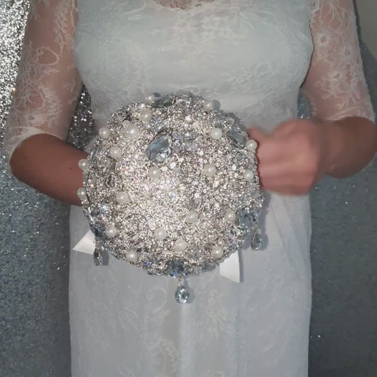 Brooch bouquet, Jewel crystal wedding bouquet. by Crystal wedding uk