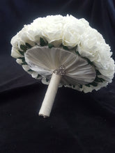 Load image into Gallery viewer, Crystal brooch wedding bouquet
