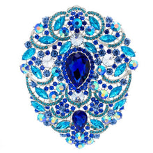 Load image into Gallery viewer, Mini brooch bouquet