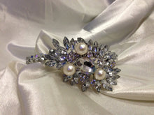 Load image into Gallery viewer, Large side tiara, Pearl crystal hairband, hairpeice