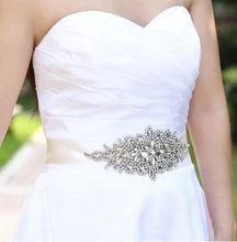 Load image into Gallery viewer, Brides sash belt, rhinestone bridal dress belt.