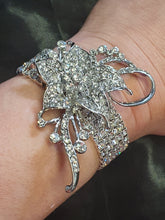 Load image into Gallery viewer, Vintage inspired crystal wrist corsage
