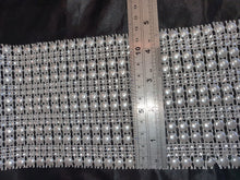 Load image into Gallery viewer, Pearl effect ribbon banding cake ribbon many widths 1 meter.