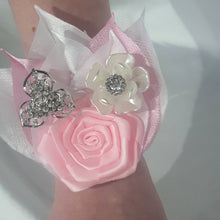 Load image into Gallery viewer, Wedding Boutonniere, wrist corsage.  broochbuttonhole , Wedding Buttonhole Pin for groom, usher, groomsman. by Crystal wedding uk

