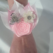 Load image into Gallery viewer, Wedding Boutonniere, wrist corsage.  broochbuttonhole , Wedding Buttonhole Pin for groom, usher, groomsman. by Crystal wedding uk