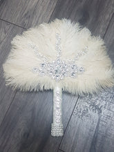 Load image into Gallery viewer, Feather Fan wedding bouquet, Off white , Ostrich feather bouquet
