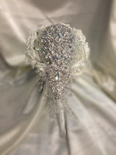 Load image into Gallery viewer, Crystal and rose brooch  bouquet

