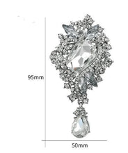 Load image into Gallery viewer, Crystal cake decor, cake jewels by Crystal wedding uk