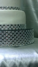 Load image into Gallery viewer, Diamante stud Crystal effect cake + 3m free Diamante Trim round or square all sizes