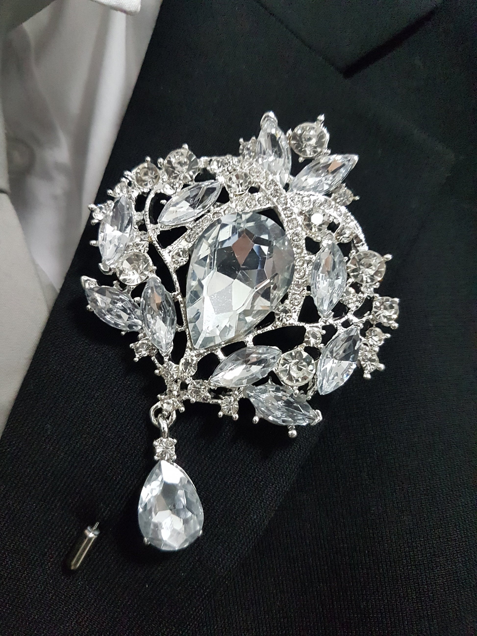 10PCS Coutonniere, buttonhole. Ladies dress corsage, Groom,usher Silver brooch rhinestone drop, Wedding Buttonhole Pin by Crystal wedding uk
