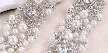 Load image into Gallery viewer, Luxury sparkling pearl rhinestone embellishment chain trimming 1 yard, by Crystal Wedding UK
