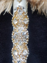 Load image into Gallery viewer, Feather Fan bouquet luxury alternative Bouquet Great Gatsby wedding style -ANY COLOUR Artificial bouquet by Crystal wedding uk
