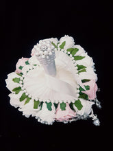 Load image into Gallery viewer, Heart shape brooch bouquet wedding flowers by Crystal wedding uk
