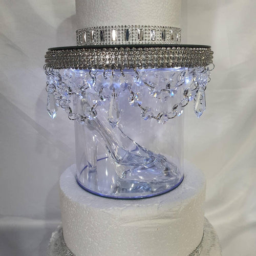 Glass slipper cake separator shoe, LED wedding cake divider chandelier shoe cake stand by Crystal wedding uk