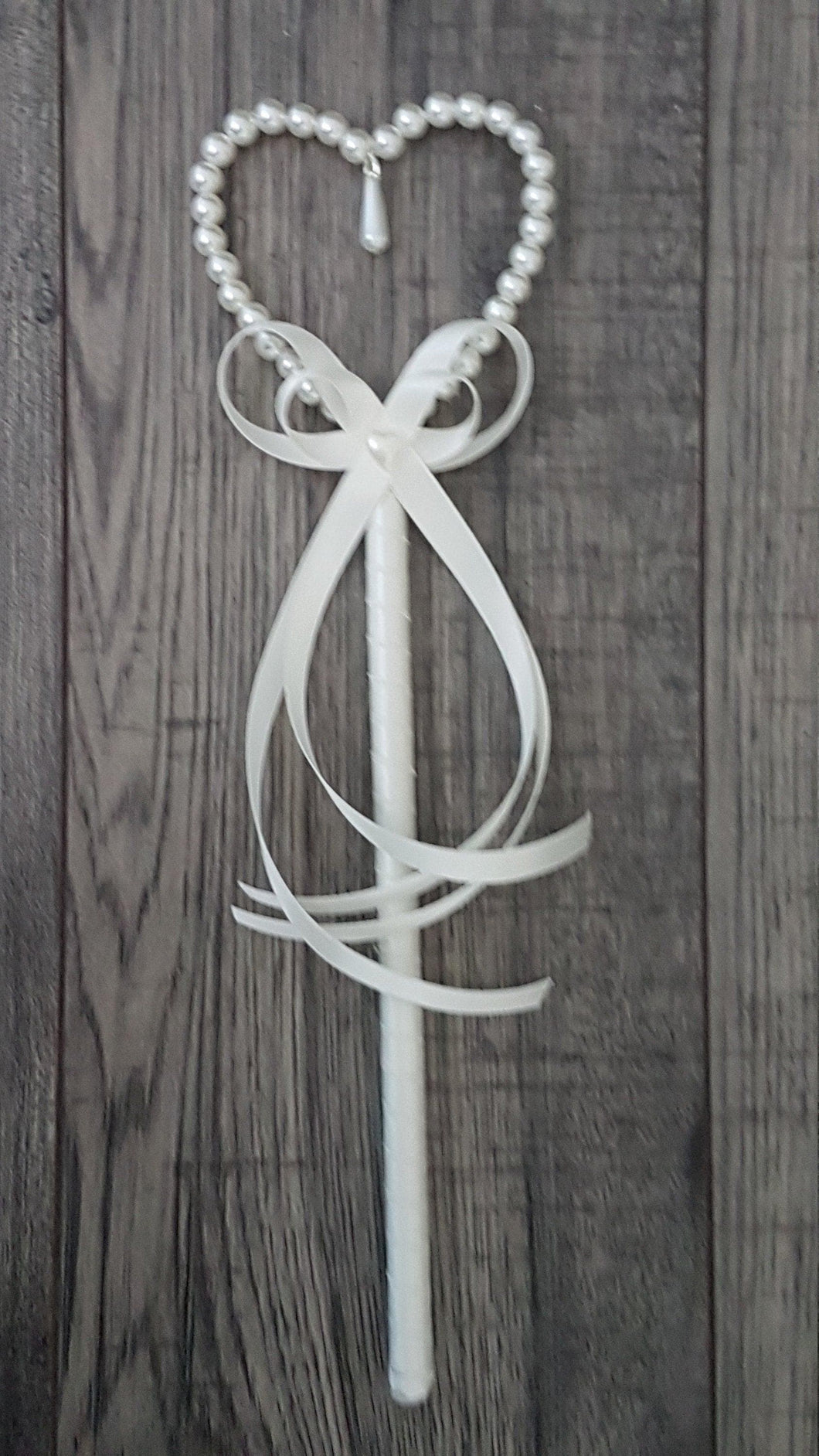 Pearl heart flower girl wand by Crystal wedding uk