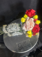 Load image into Gallery viewer, Rhinestone Crystal Bouquet Handle Holder: Glam Wedding Bouquet

